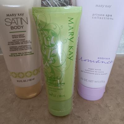 MARY KAY SUGAR SCRUB, HAND CREAM & SATIN BODY