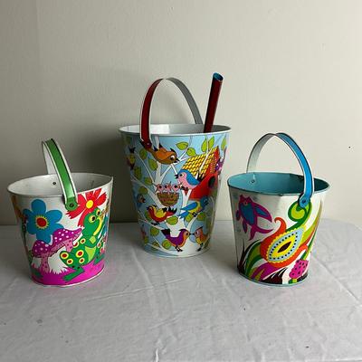 D889 Lot Of Ohio Art Co. Sand Pails