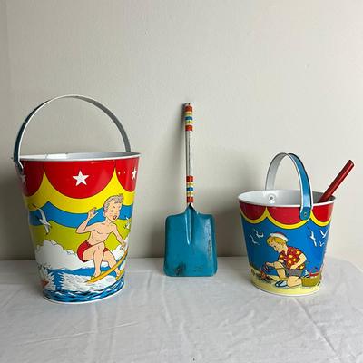 D890 Ohio Art Co. Sand Pails and Shovels