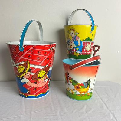 D894 Lot of Three Ohio Art Sand Pails