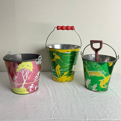 D898 Lot of Ohio Art Co. & United States Metal Toy Sand Pails