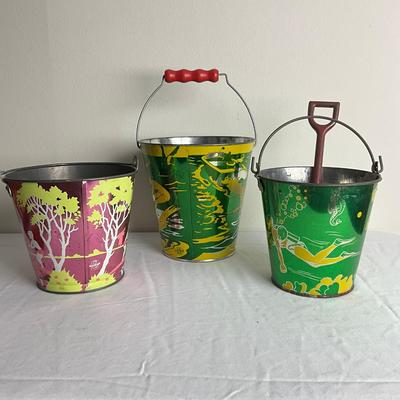 D898 Lot of Ohio Art Co. & United States Metal Toy Sand Pails