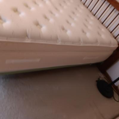 ELITE LAKE TAHOE FULL SIZE MATTRESS WITH HEADBOARD AND FRAME