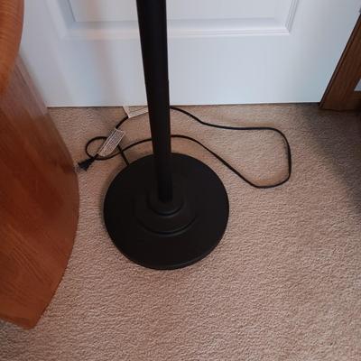NICE END TABLE AND ADJUSTABLE FLOOR LAMP
