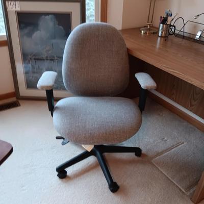 A SIMPLE WRITING DESK WITH LAMP, ETC AND A DESK CHAIR WITH 3 DIFFERENT ADJUSTMENTS