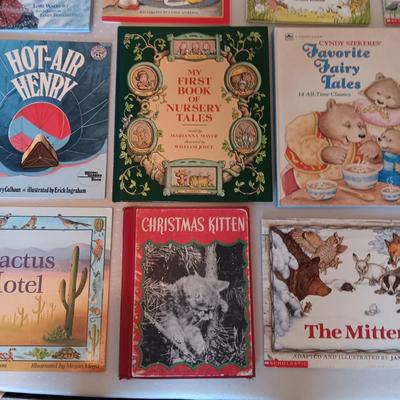 CHILDREN'S BOOKS