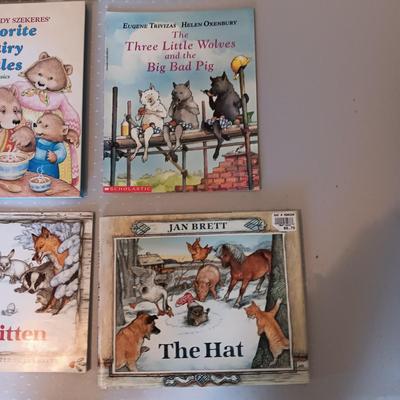 CHILDREN'S BOOKS