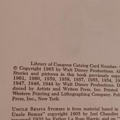 WALT DISNEY'S 1965 4 CHILDREN'S BOOK SET AND 2 DISNEY MOVIES