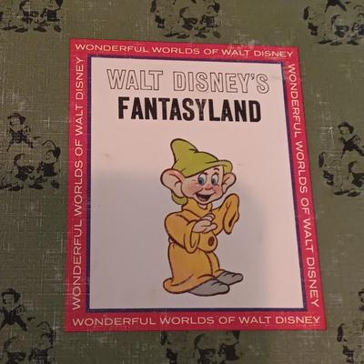 WALT DISNEY'S 1965 4 CHILDREN'S BOOK SET AND 2 DISNEY MOVIES