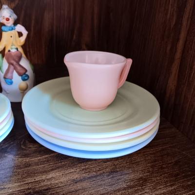 HAZEL ATLAS CHILD'S GLASS DISHES