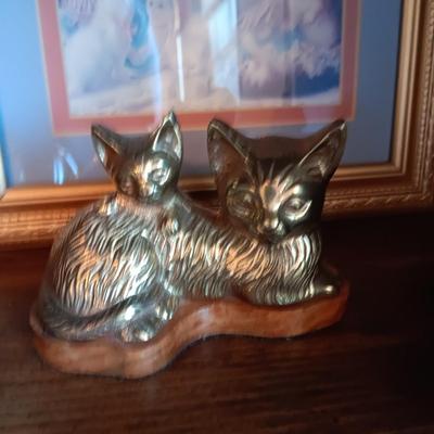 KITTY CAT KNICK KNACKS