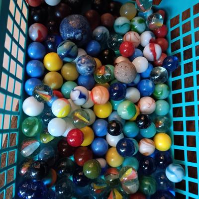 VINTAGE MARBLES