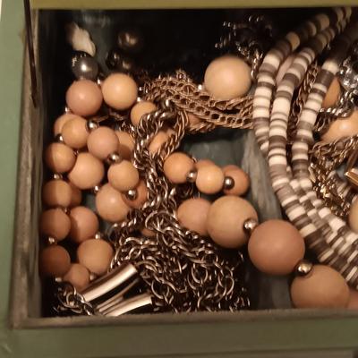 REUGE MUSICAL JEWELRY BOX AND A COLLECTION OF COSTUME JEWELRY