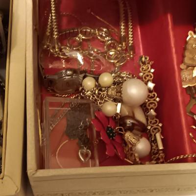 2 JEWELRY BOXES FILLED WITH COSTUME JEWELRY