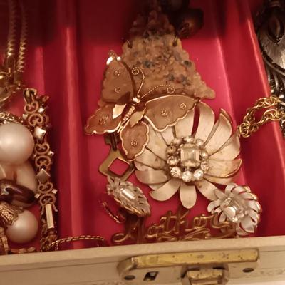 2 JEWELRY BOXES FILLED WITH COSTUME JEWELRY