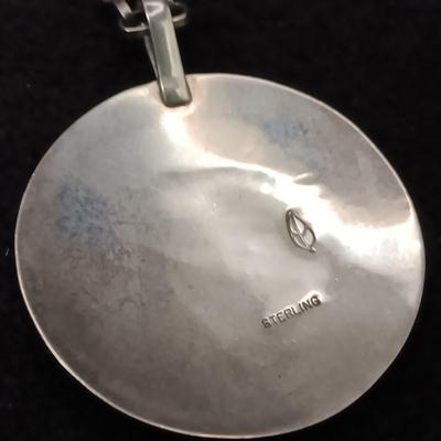 STERLING SILVER EAGLE PENDANT ON A STERLING CHAIN 28.80g