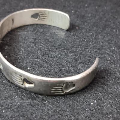 STERLING SILVER PENDANT AND BRACELET 29.53g