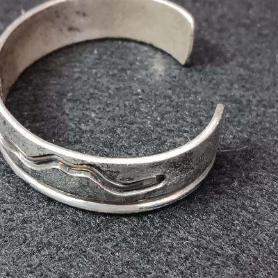 STERLING SILVER AND 14K BRACELET MARKED V HICKS 29.69g
