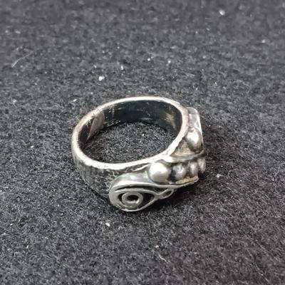 2 STERLING SILVER RINGS SIZES 5 1/4 & 6 - WEIGHT 12.54g