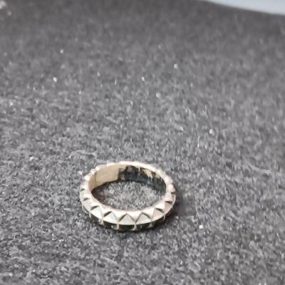 2 STERLING SILVER RINGS SIZE 7 - WEIGHT 8.69g
