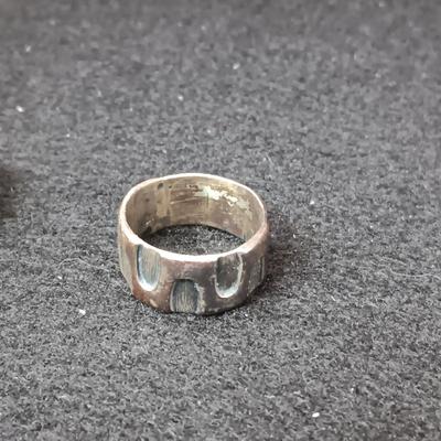 2 THICK STERLING SILVER RINGS SIZES 6 1/2 & 7 WEIGHT 12.16g