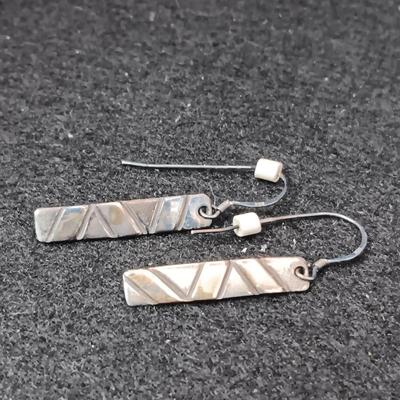 3 PAIRS OF STERLING SILVER EARRINGS 8.12g