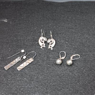 3 PAIRS OF STERLING SILVER EARRINGS 8.12g