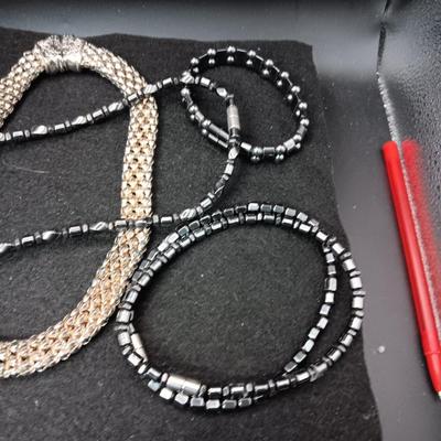 MAGNETIC BRACELETS AND NECKLACES