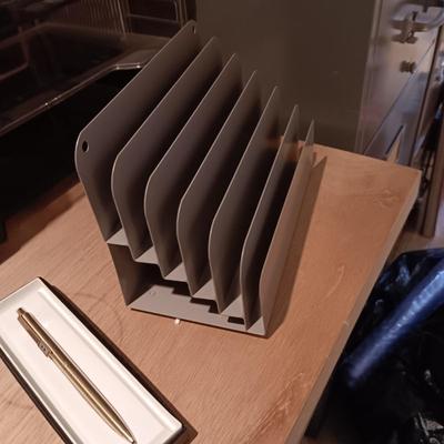 DESK ORGANIZERS
