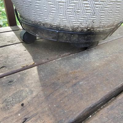 Four Round Plastic Decor Pots (Y-JS)