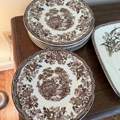 Royal Staffordshire set of Tonquin and platter