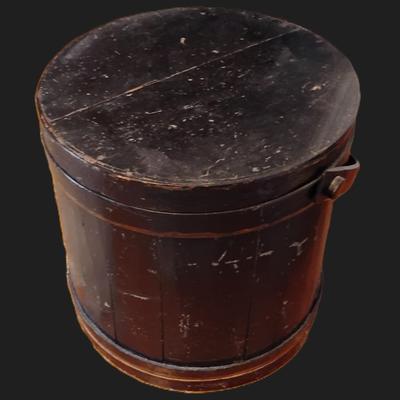 Vintage Ottoman w/storage