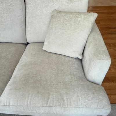 Cream chenille sofa, like new!