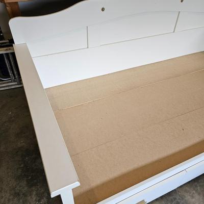 South Shore Twin Size Daybed Frame w/Storage (G-JS)