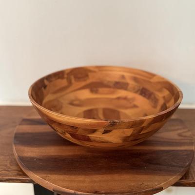 Wood lazy susan and pretty bowl