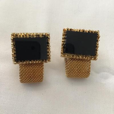 Men’s vintage Anson cufflinks, black onyx, gold toned