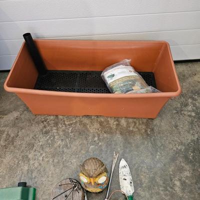 Hand Gardening Tools & More (G-JS)