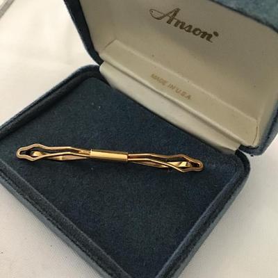 Vintage Anson collar bar pin Gold toned made in the US