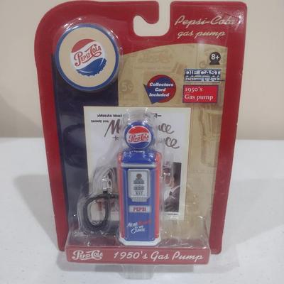 Scale Model Replica 1950's Gas Pump Pepsi-Cola Advertising