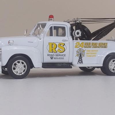 Scale Model 1952 Chevrolet Road Service Wrecker (G)