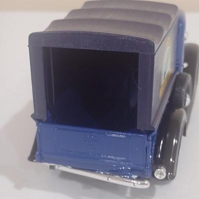 Scale Model 1937 Ford Pick Up Truck Sunny Farms (H)