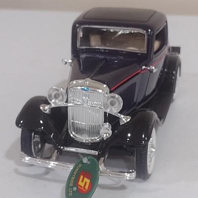 Scale Model 1932 Ford Coupe (I)