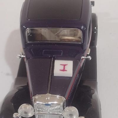 Scale Model 1932 Ford Coupe (I)