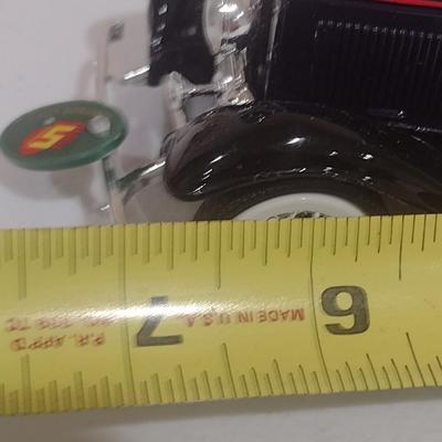 Scale Model 1932 Ford Coupe (I)