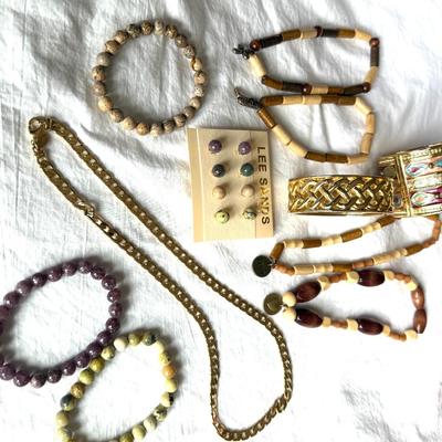 Wood and Gold tone jewelry, thick chain is Park Lane
