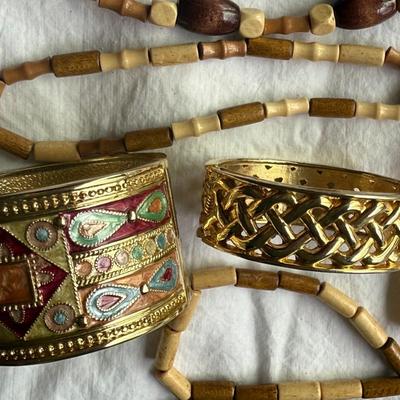 Wood and Gold tone jewelry, thick chain is Park Lane