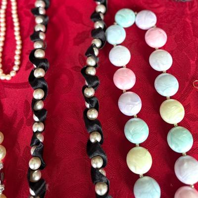 Pearls, necklaces, earrings, watches, rings
