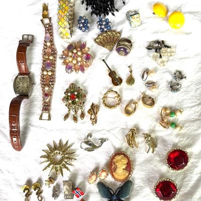 Vintage Jewelry Lot, Pins, watches, necklaces, bracelets, pierced/clip earrings