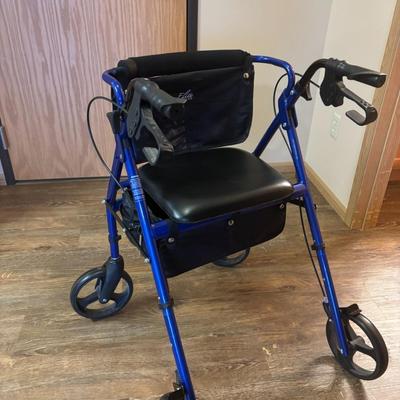 Drive Medical Hugo Elite Rollator Walker
