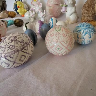 Spring/Easter Home Decor Includes Marble Stone Eggs (G-JS)
